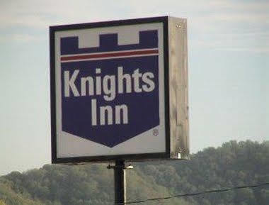 Knights Inn Bristol Extérieur photo